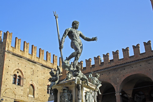 Viaje a Bolonia y Ferrara, un bonito regalo de cumpleaños 13 Fuente de Neptuno. Bolonia