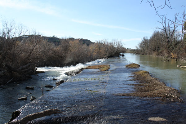 Azud en el río Ebro del Monasterio de Rueda