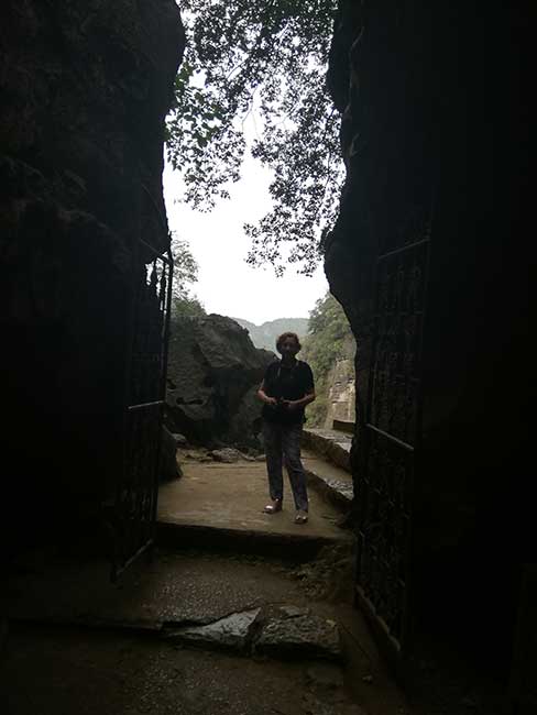 Ninh Binh. Cueva de la Pagoda Bich Dong