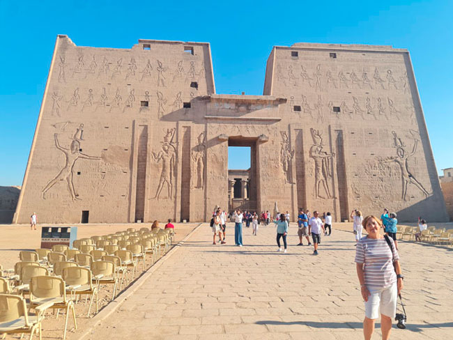 Egipto. Templo de Edfú dedicado a Horus