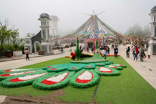 Circuito por Vietnam del norte. Hanoi, Sapa, Ninh Binh, Ha long 45 Entrada a Fansipan. La montaña más alta de la región de Indochina
