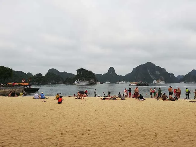 Circuito por Vietnam del norte. Hanoi, Sapa, Ninh Binh, Ha long 90 Playa de la isla de Titov