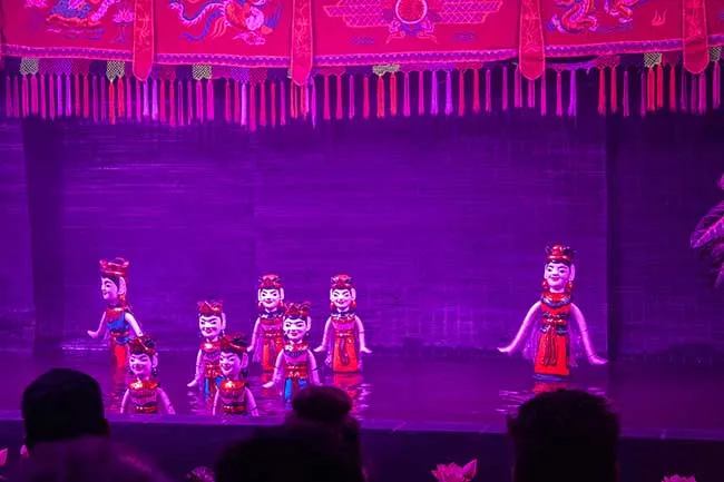 Circuito por Vietnam del norte. Hanoi, Sapa, Ninh Binh, Ha long 20 Marionetas en el teatro de marionetas de agua. Hanoi