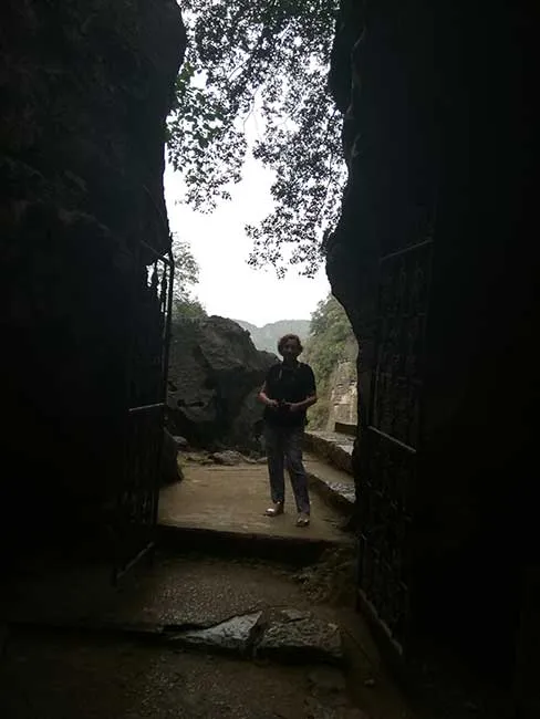 Circuito por Vietnam del norte. Hanoi, Sapa, Ninh Binh, Ha long 70 Entrada a la cueva